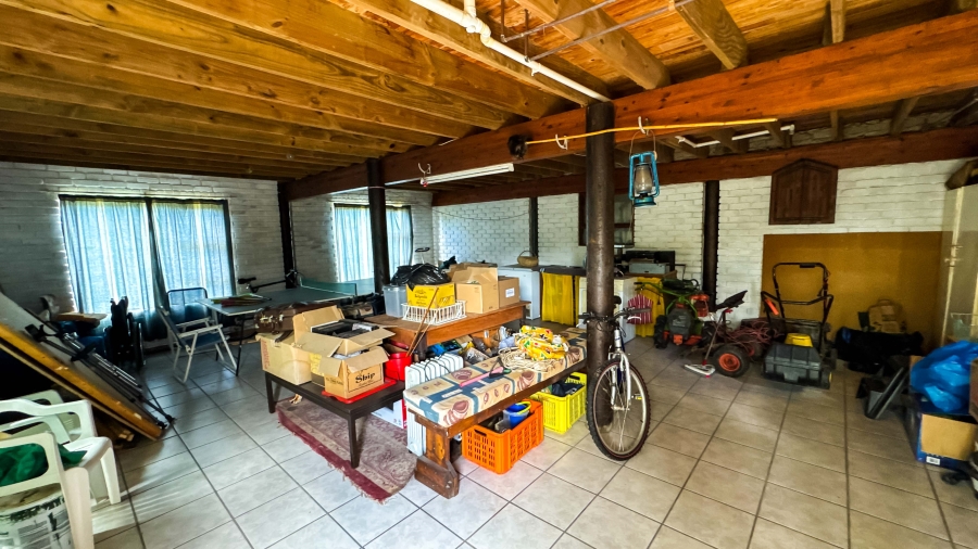 4 Bedroom Property for Sale in Dana Bay Western Cape